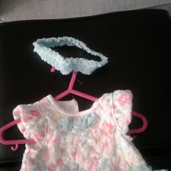 Dress - Picture 2 of 3